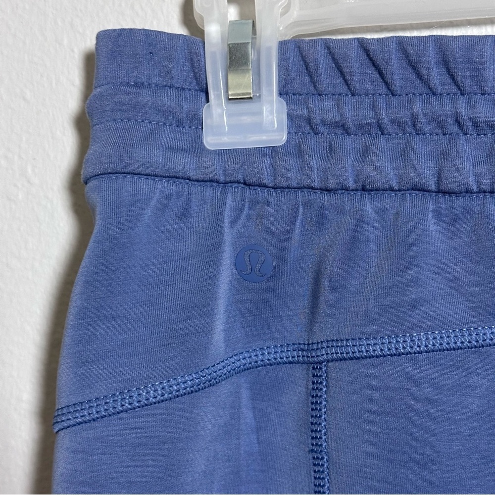 Lululemon Women Blue Softstreme High-Rise Shorts‎ Utility Blue size 4 - Picture 6 of 9
